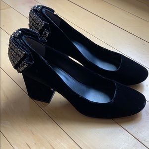 Tory Burch velvet crystal bow heels - 7.5